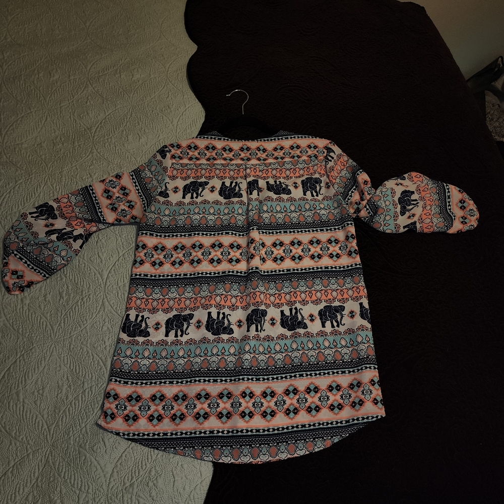 Rue21 boho elephant print boho chiffon blouse - Picture 8 of 8